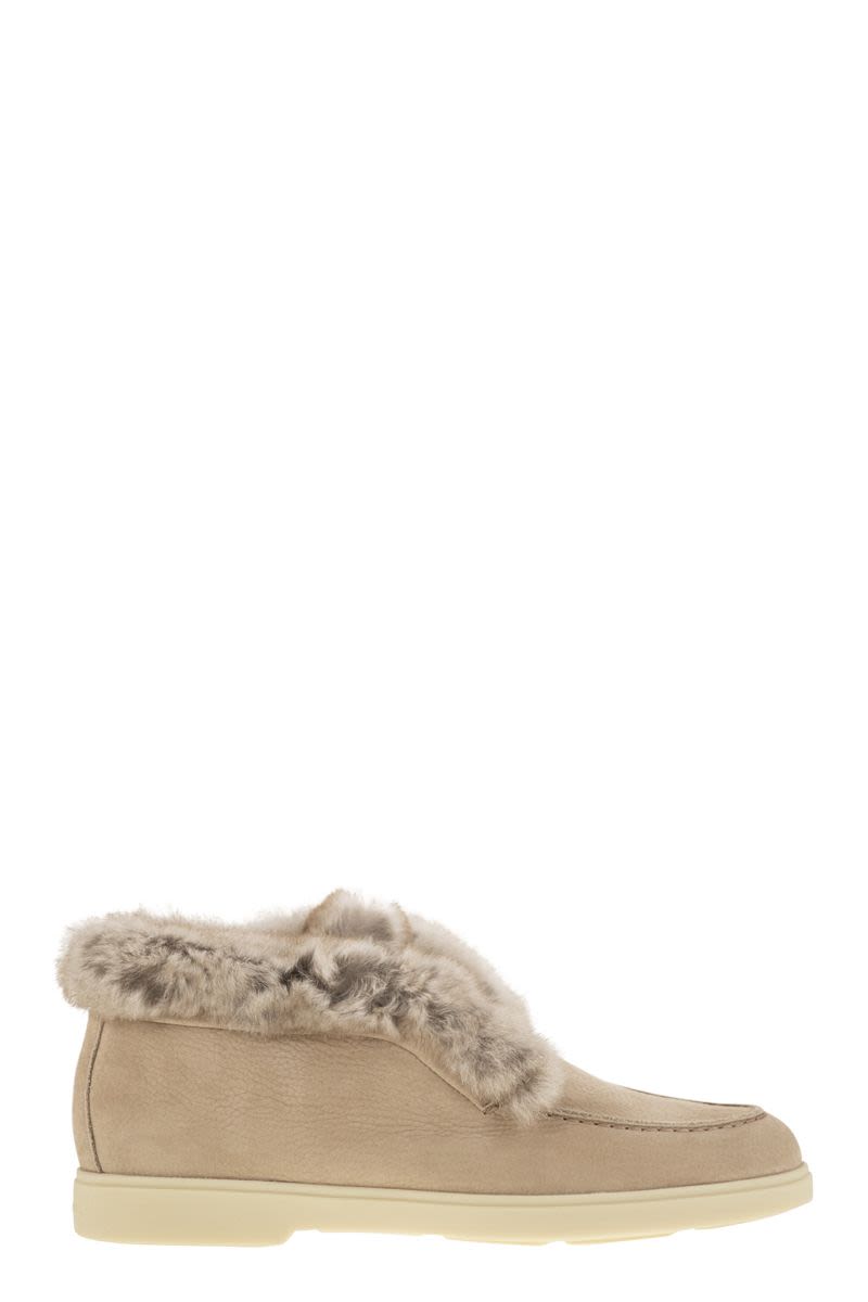 Santoni DESERT BOOT IN NUBUCK WITH FUR