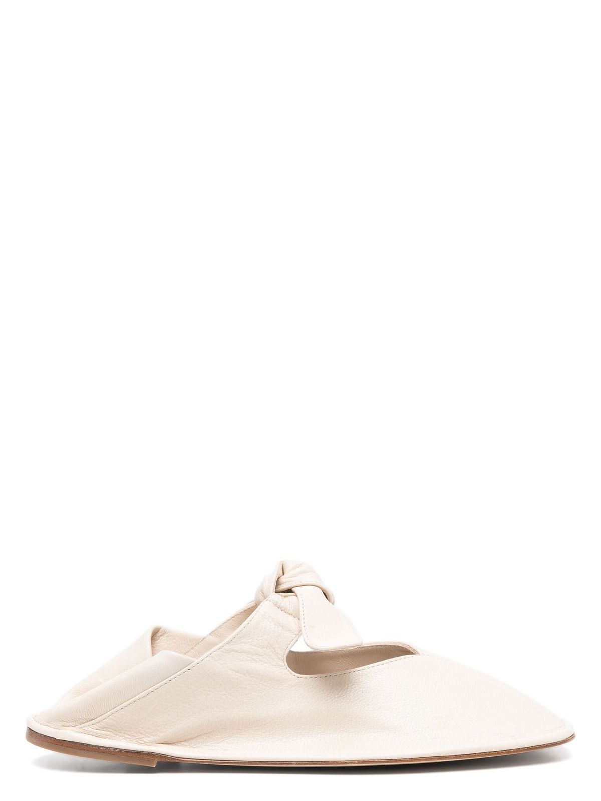 Hereu SQUARE TOE PUMP WITH BOW DETAIL