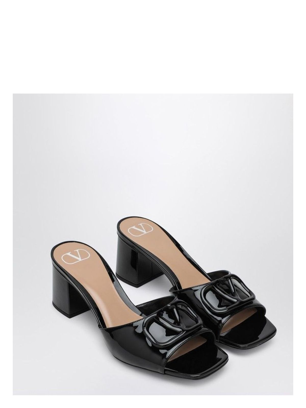 Valentino Garavani VLOGO SIGNATURE BLACK PATENT LEATHER SANDAL