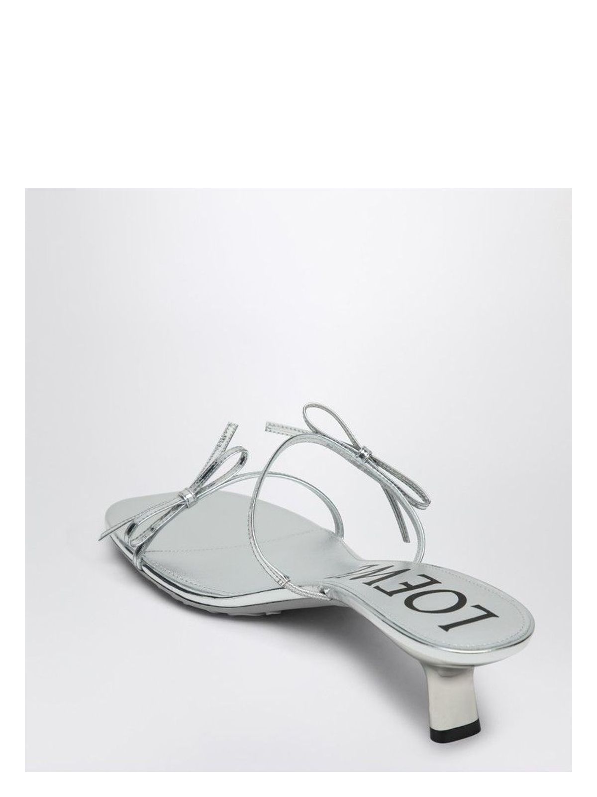 Loewe PETAL SANDAL IN METALLIC SILVER